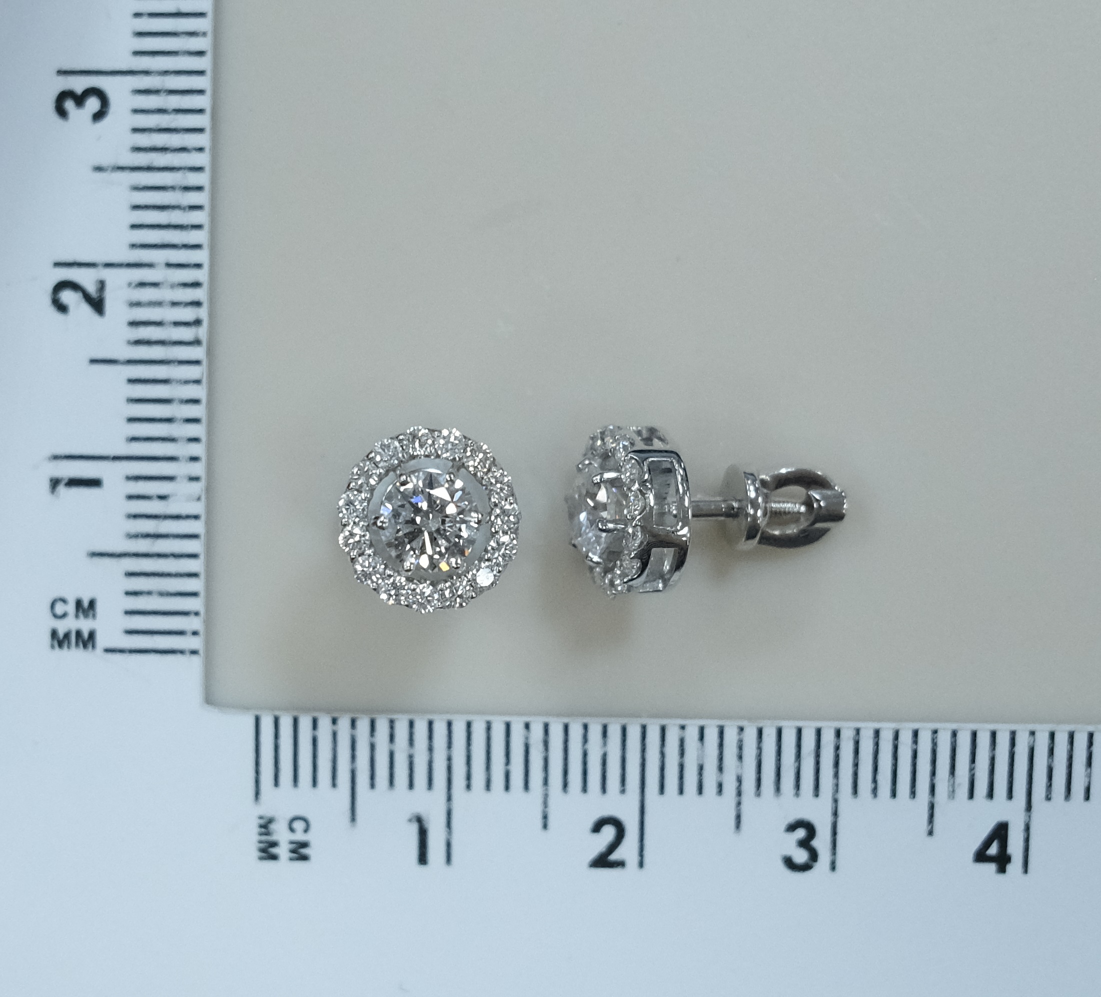 10511-001402 Серьги (Au 585)